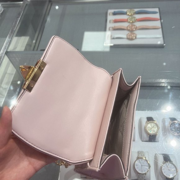 NWT Michael Kors Serena Small Flap Vegan Crossbody Bag In Powder Blush - Picture 5 of 6